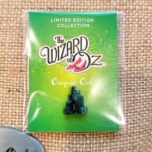 New Origami Owl wizard of Oz limited edition emerald city Charm